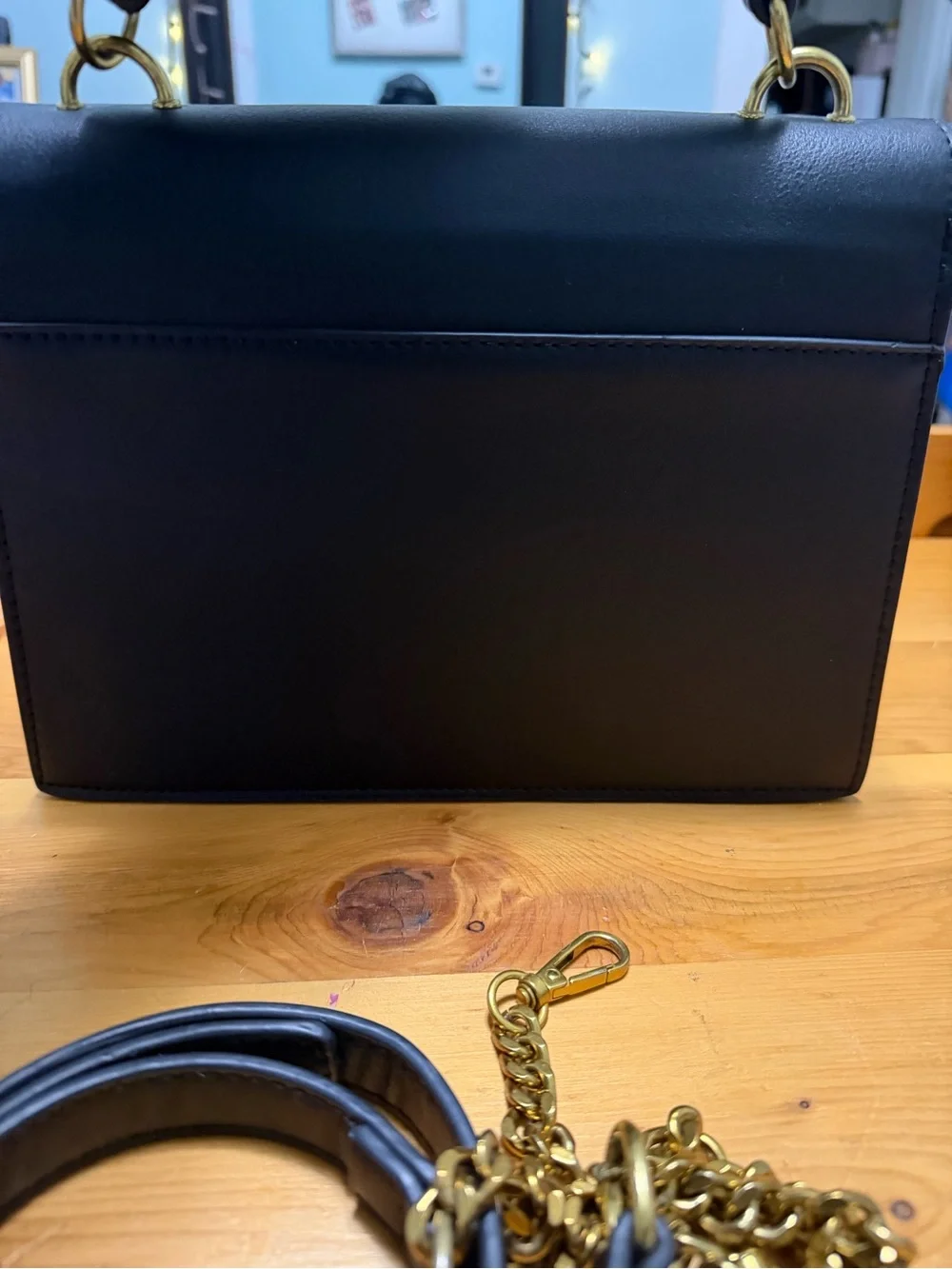Fashion Inspired Black Leather Top-Handle Crossbody Bag - Picture 5 of 9